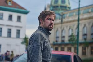 El hombre gris The Gray Man película Netflix (3).jpg