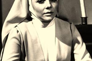 Verónica Castro, triste por no ver a sus nietos
