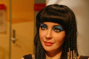 Síndrome de Alejandría: responsable de los ojos violeta de Elizabeth Taylor