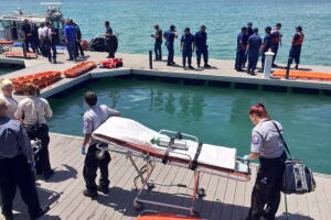 Todos los pasajeros y tripulantes del ferry incendiado fueron atendidos
