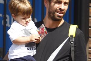 Piqué con bebés