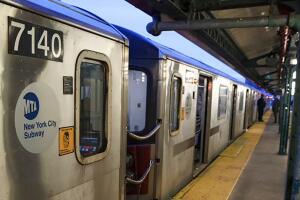 servicio tren L metro nueva york manhattan brooklyn