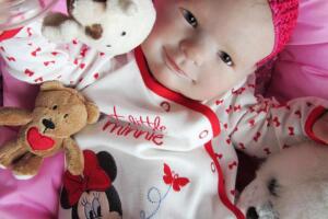 Muñecos que parecen bebes reales