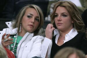 Jamie Lynn Spears y Britney Spears 2006 Grosby.jpg