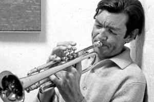 Julio Cortázar tocando la trompeta