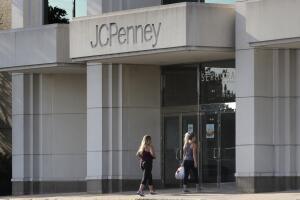 Earns JC Penney
