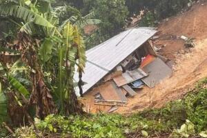 huracán Fiona casa colapso Barranquitas 