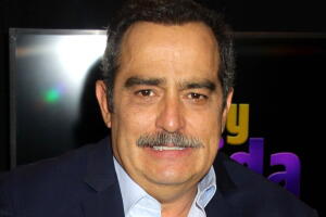 Omar Fierro usará prótesis tras una delicada operación a la que se someterá