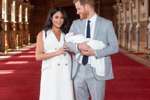 MEghan Markle primer look como mamá