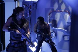 stargate-atlantis-jason-momoa-1.jpg