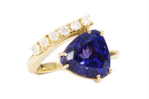 Designer Ring with Tanzanite Stone and Diamonds