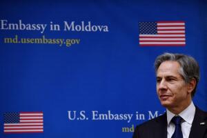 El secretario de Estado, Antony Blinken, en la embajada estadounidense en Moldavia, el 5 de marzo de 2022.