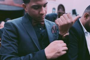 Justin Santos, hermano de Arcángel.