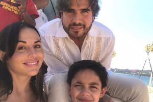 Zuria Vega Daniel Arenas 'Mi marido tiene más familia'