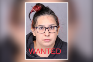 McKinley Slone, niñera arrestada por abuso infantil
