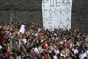 Unam Protesta