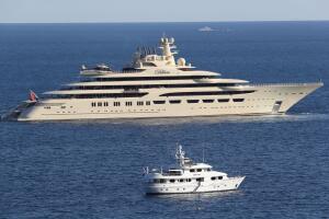 The Dilbar yacht of Usmanov