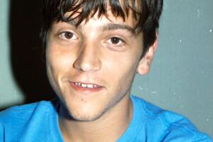 Diego Luna, 1999.jpg