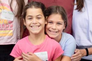 Hanna y Rebecca Lawrence