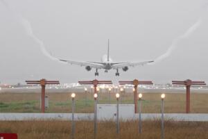 cancelaciones vuelos Houston tormenta invernal frente frío clima Houston hoy aeropuertos