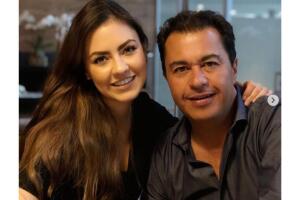 Montse es hija de Antonio Hogaza, hermano de Lucero.