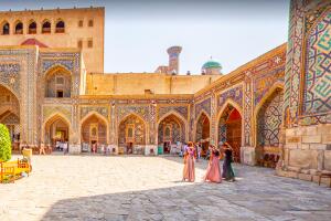 DESTINOS/UZBEKISTAN 5.02.15 PM.jpg