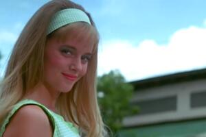 Marley Shelton como Wendy - The Sandlot' ('Nuestra pandilla') cómo se ven los niños del elenco a 30 años del estreno.jpg