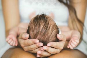 cabecinha-do-bebe-022017-1400x800.jpg