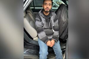 Hombre detenido por ICE afuera de la escuela de sus hijos tenía cargos por tráfico de drogas, dice ERO
