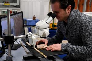 educacion becas stem