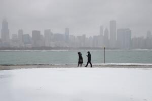 Chicago Hit With First Snow Storm Since December 2016