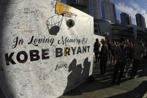 APTOPIX Obit Bryant Basketball