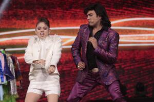 No te puedes perder el candente baile en que compitieron Galilea y Bosé contra Karol y Albertano