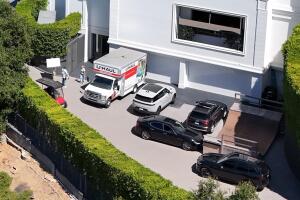 Jennifer López inicia la mudanza