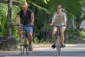 EXCLUSIVE Eiza Gonzalez & Josh Duhamel