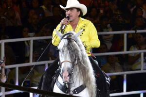 Joan Sebastian fue el cantautor con más amor