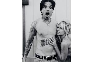 serie Pam & Tommy en Hulu.jpg