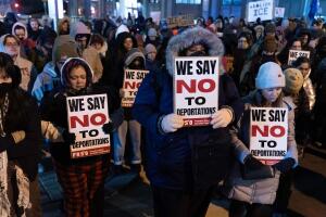 Mamdani publica orden para frenar cooperación con ICE y proteger a inmigrantes en NYC.