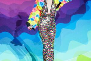 looks-miley-vma_2.jpg