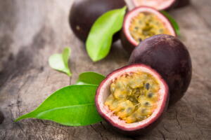maracuja-folhas-fruta.jpg