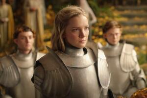 The Rings of Power - Morfydd Clark como Galadriel (1).jpg