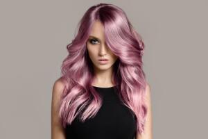 cabello-tenido-color-fantasia-lila-02.jpg