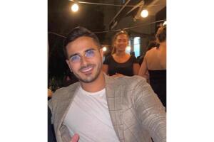 Estafador de Tinder Simon Leviev vende saludos Cameo.jpg