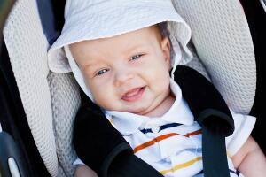 bebe-cadeirinha-carro-0319-1400x800.jpg