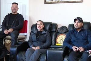Valientes empleados de taquería en Sacramento someten a ladrón armado en intento de robo
