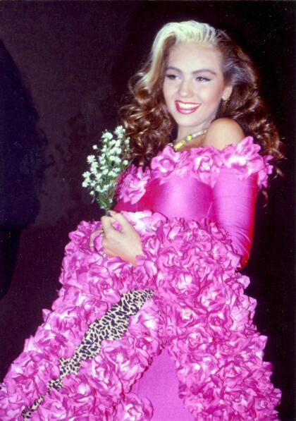 Cuando <b><a href="https://www.univision.com/networks/galavision/la-metamorfosis-de-thalia-fotos">Thalía</a></b> dejó <b>Timbiriche</b>, a inicios de la década de los 90, su éxito no sólo fue abrumador en México sino también en otros países como en <b>España</b>.