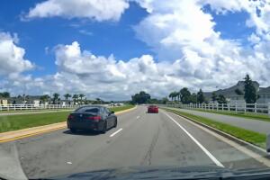 La FHP investiga el caso mientras los dos sospechosos enfrentan cargos relacionados con el accidente mortal.