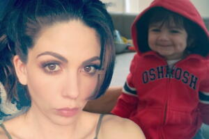África Zavala creyó "que no iba a volver a trabajar" tras ser mamá (y revela una sorpresa sobre el futuro de su hijo) 