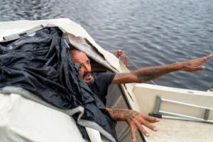 teniente Dan sobrevivió al huracán Milton en Tampa mas de 30000 dólares 