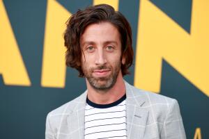 simon-helberg-actor-